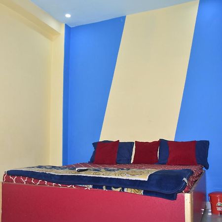 Veda'S Grand P.G Hotel Varanasi Exterior photo